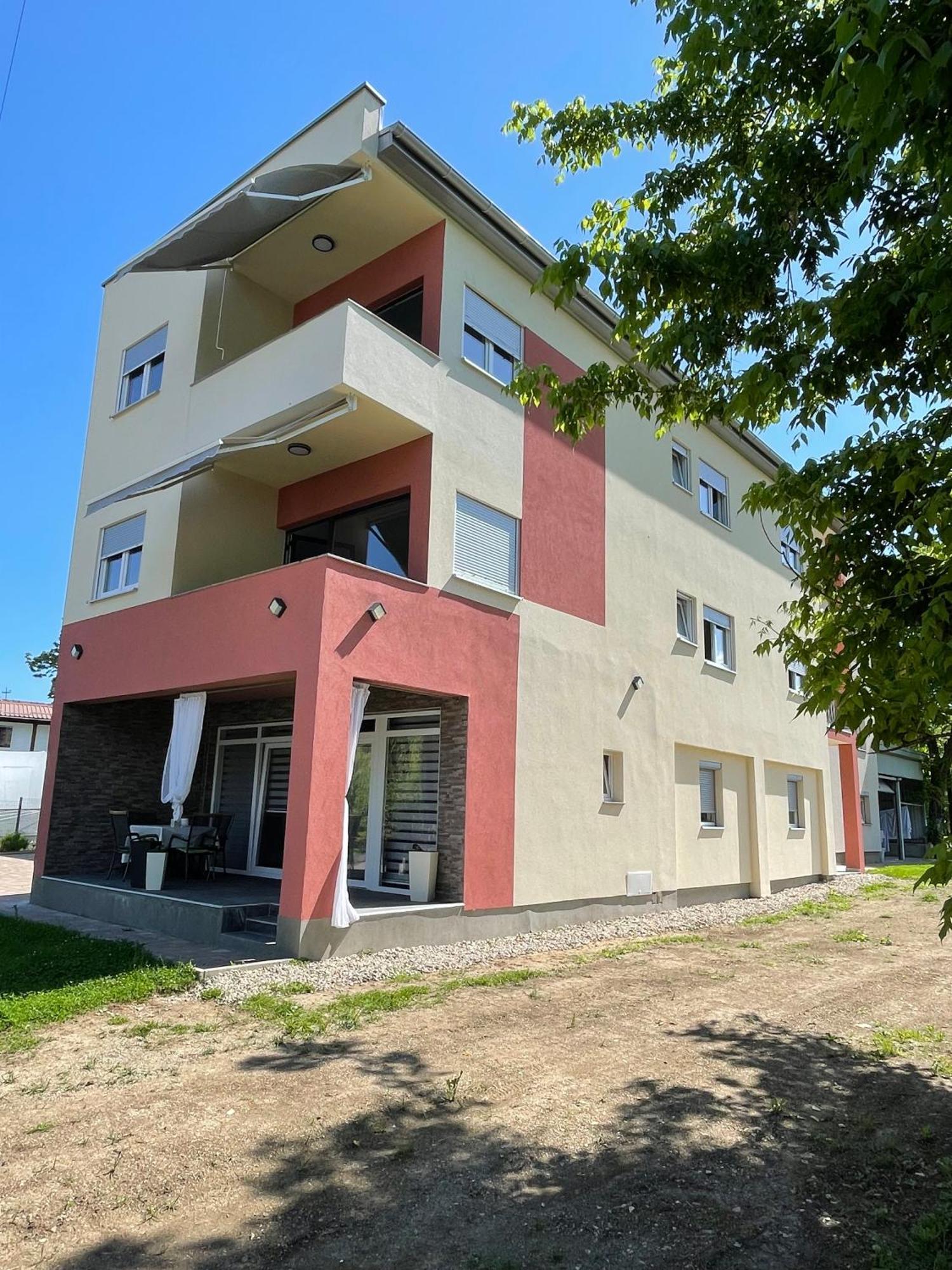 Apartment Vila Tara Bihać Zewnętrze zdjęcie
